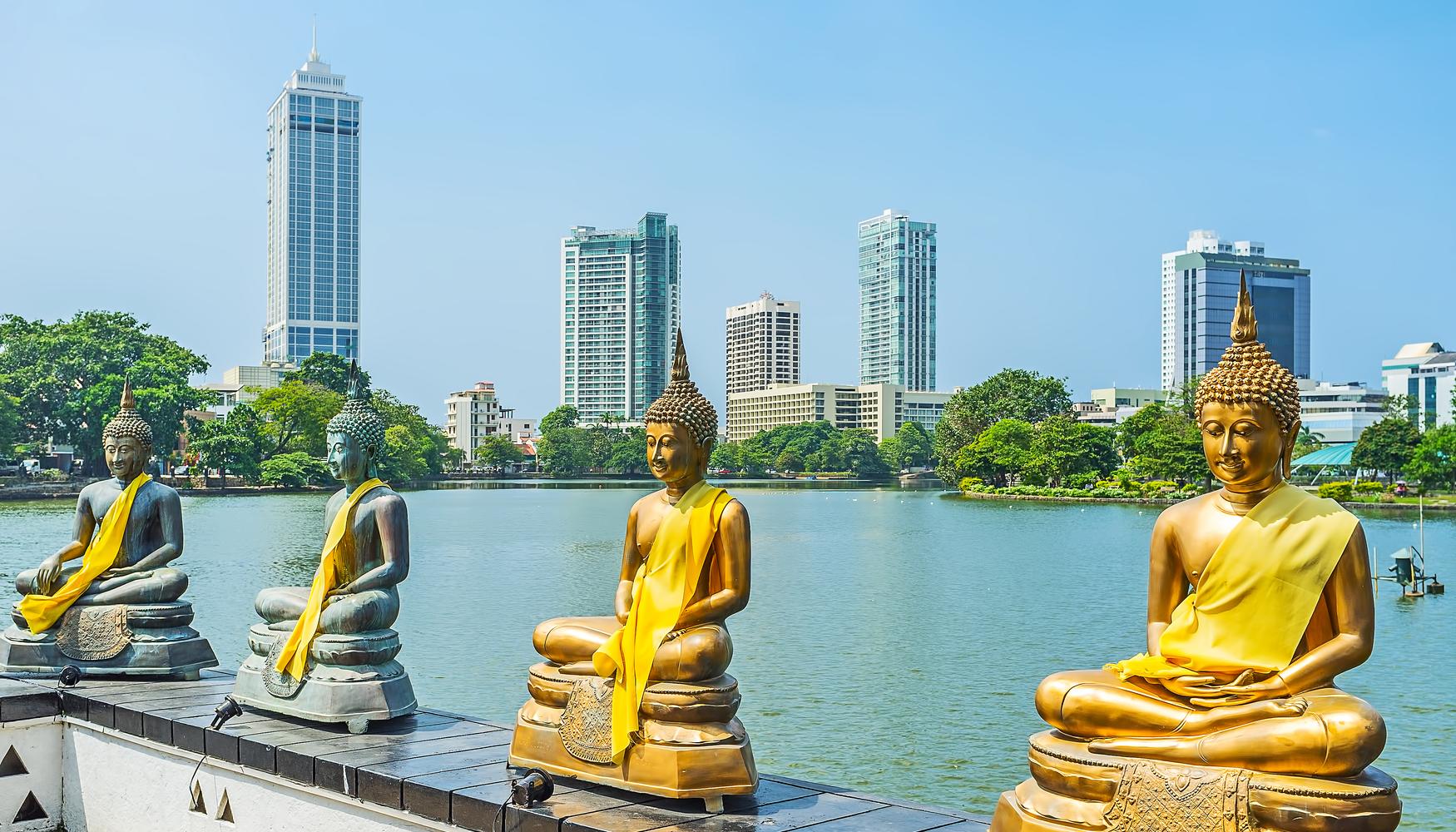Gangaramaya Temple and Beira Lake in central Colombo
